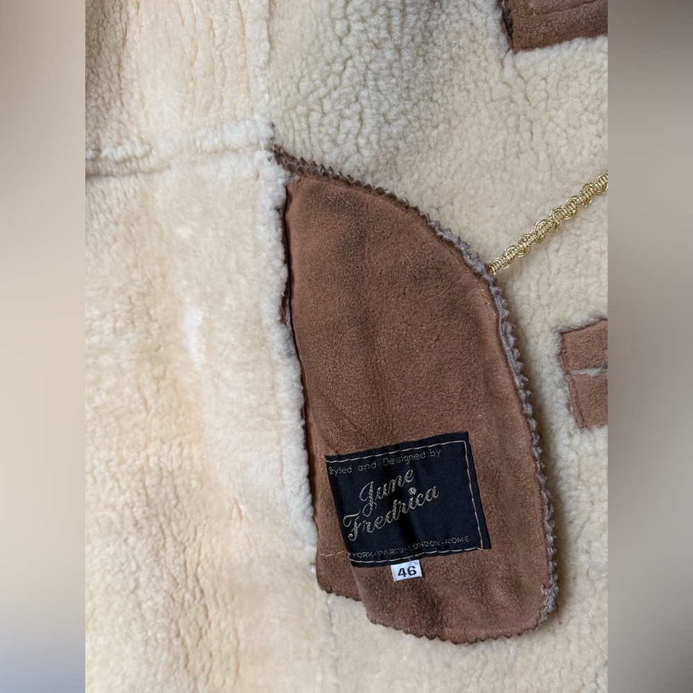 Men's Brown Shearling Jacket - Picture 2 of 7